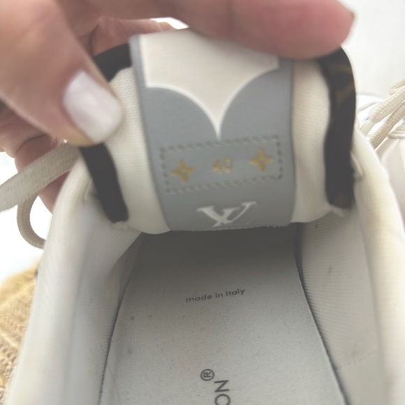 Louis Vuitton Charlie sneakers. Slightly worn .Proof of purchase at LV. - Picture 4 of 5